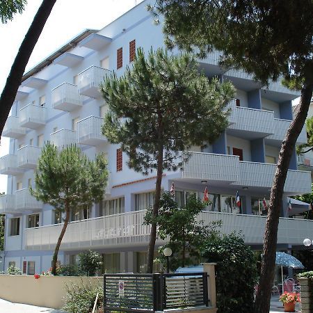 Hotel Singapore Милано Мартима Екстериор снимка