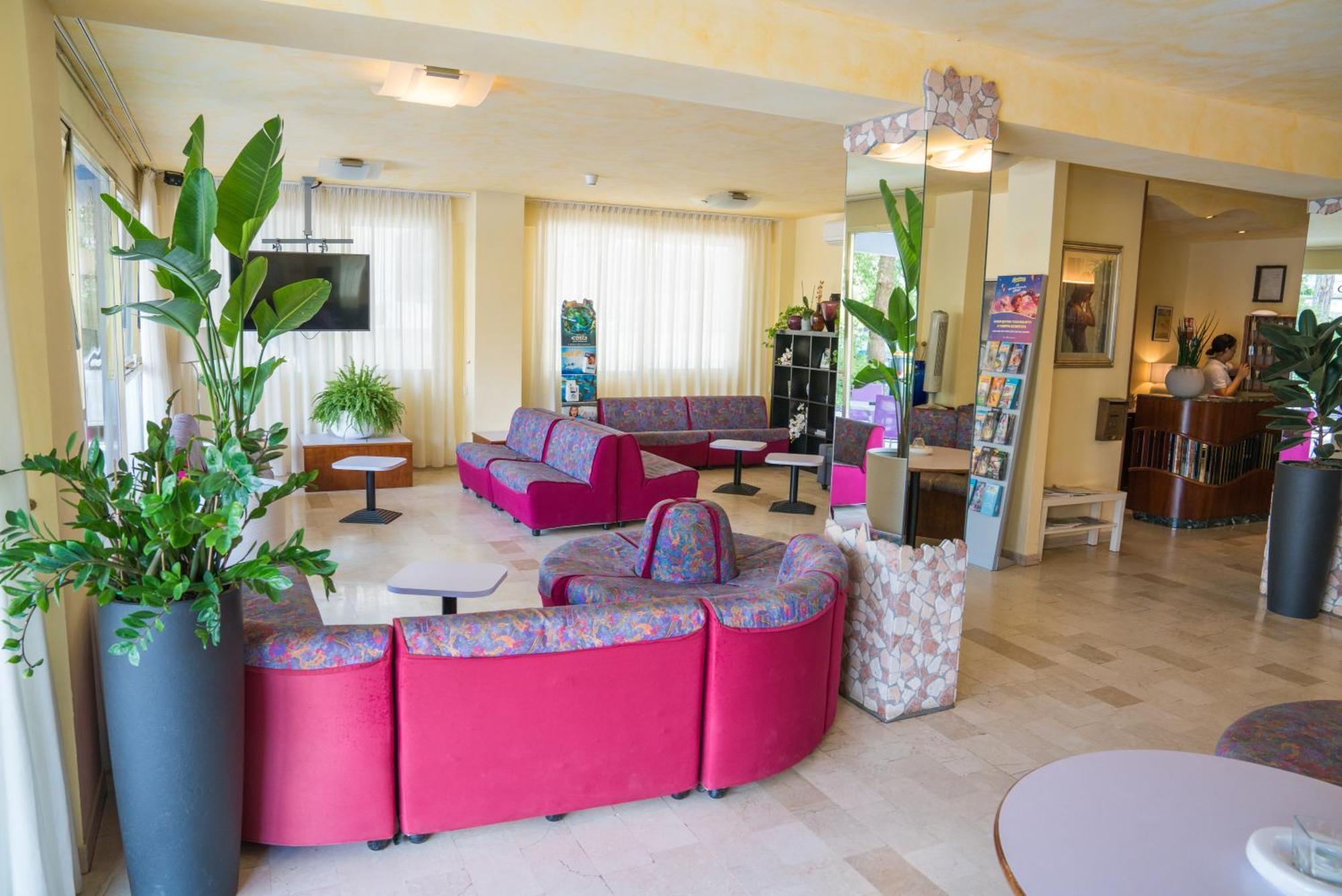 Hotel Singapore Милано Мартима Екстериор снимка